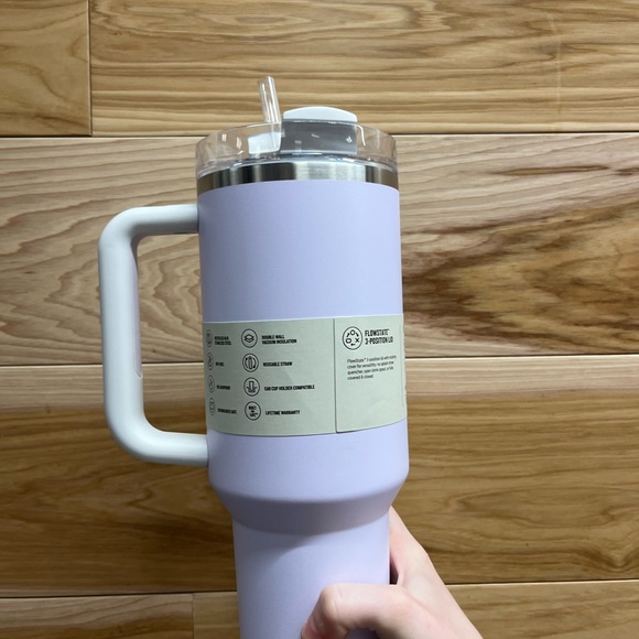 Stanley cup tumbler - Picture 3 of 3